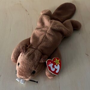Ty Beanie Babies BUCKY The Beaver